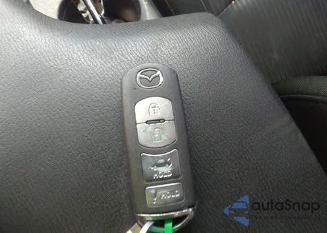 2016 Mazda Mazda3 I Sport из США, поврежденный, VIN JM1BM1U70G1330803